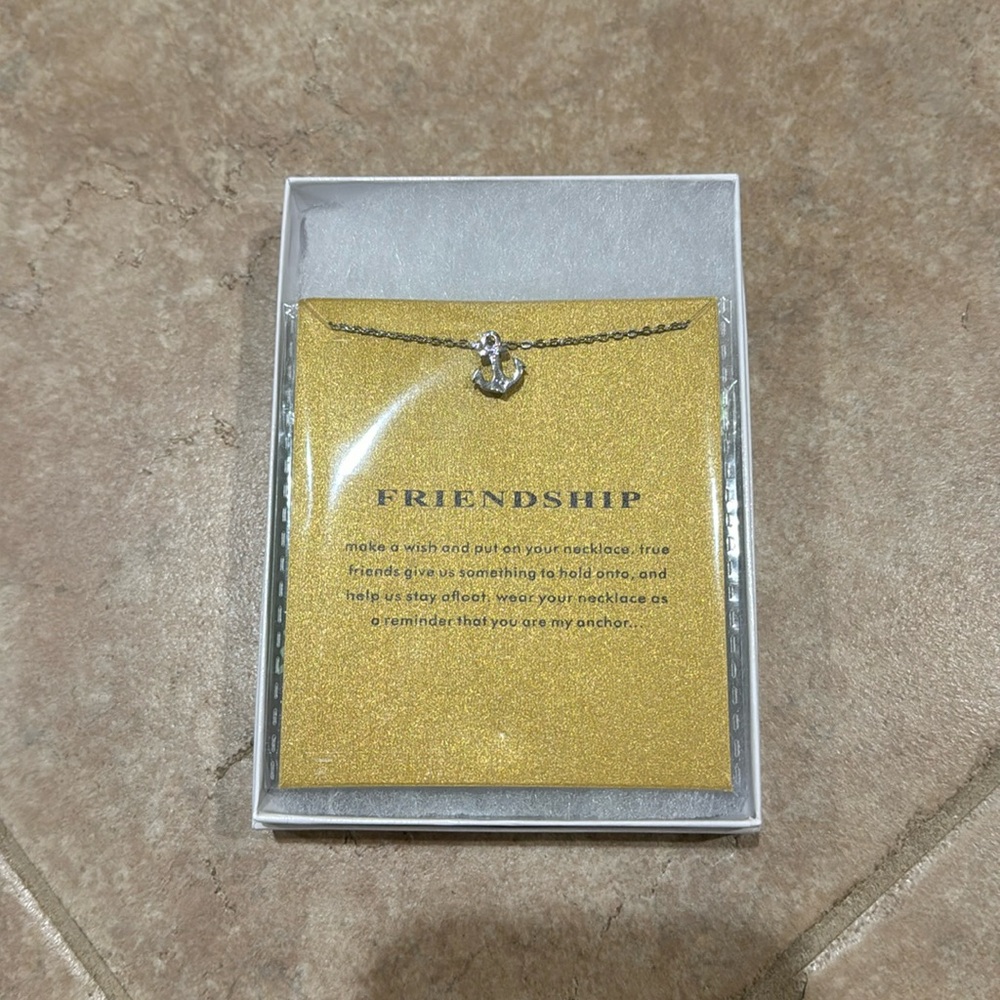 Friendship Necklace new in box